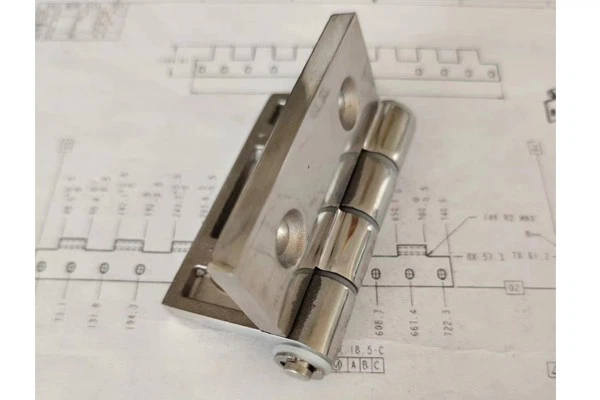 High-strength Heat-insulating Hinges